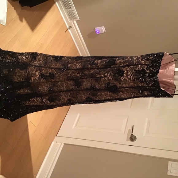 Strapless evening gown - Picture 2 of 2